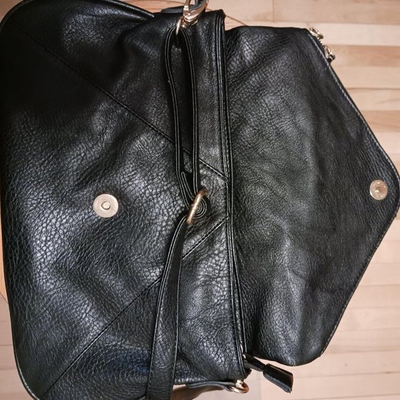 Vegan Leather Purse (Street Level) - Picture 2 of 3